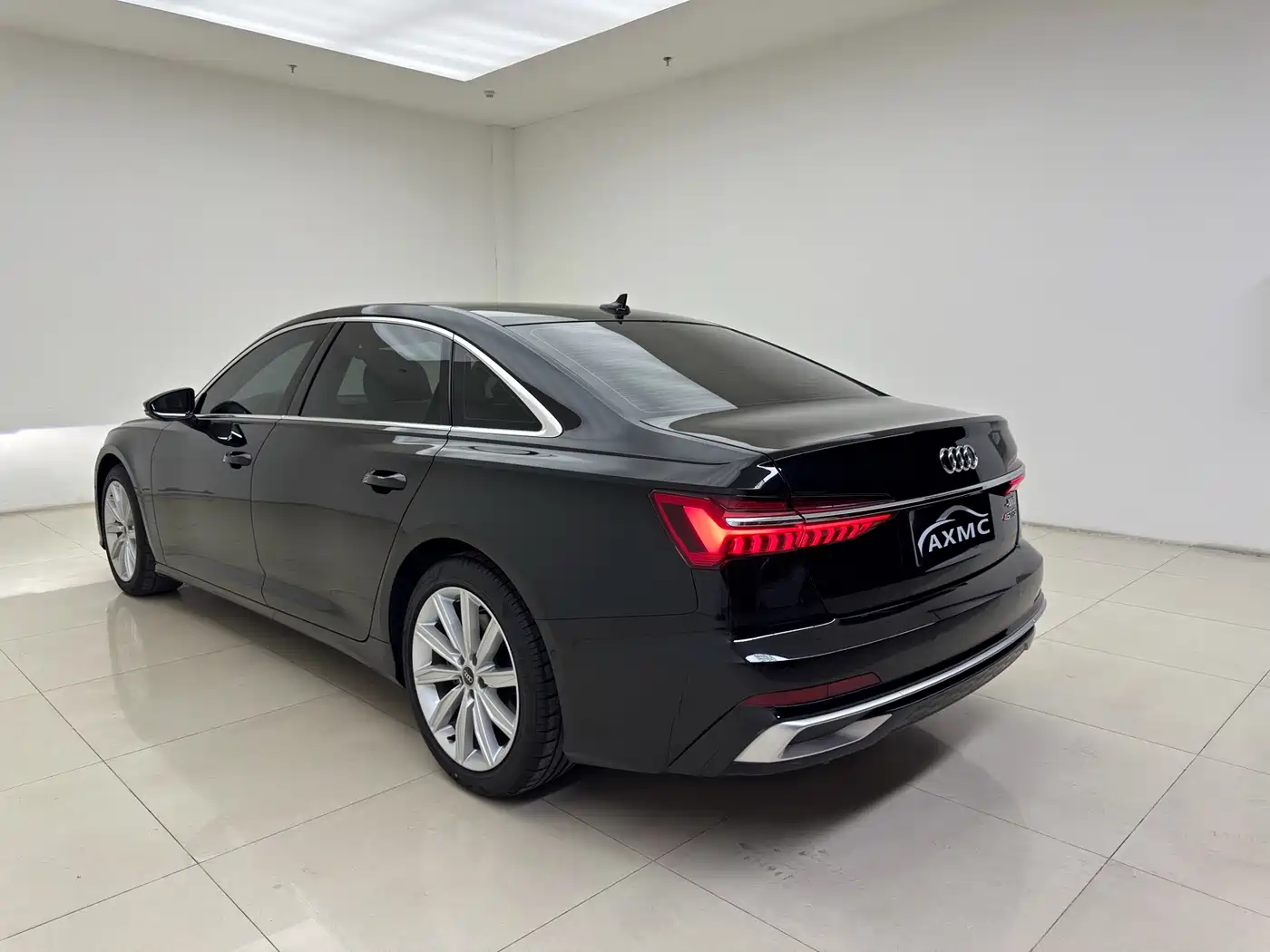 Audi A6L 2023 45 TFSI Premium Selection Dynamic фото 6