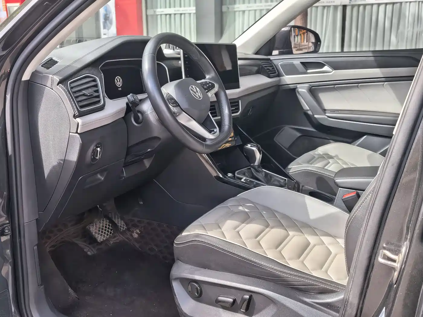 Volkswagen Tayron 2023 280TSI 2WD Luxury Plus Advanced Edition фото 8