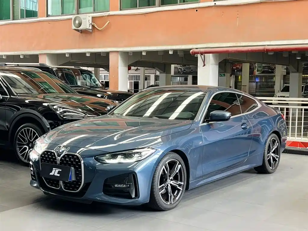 BMW 4-SERIES