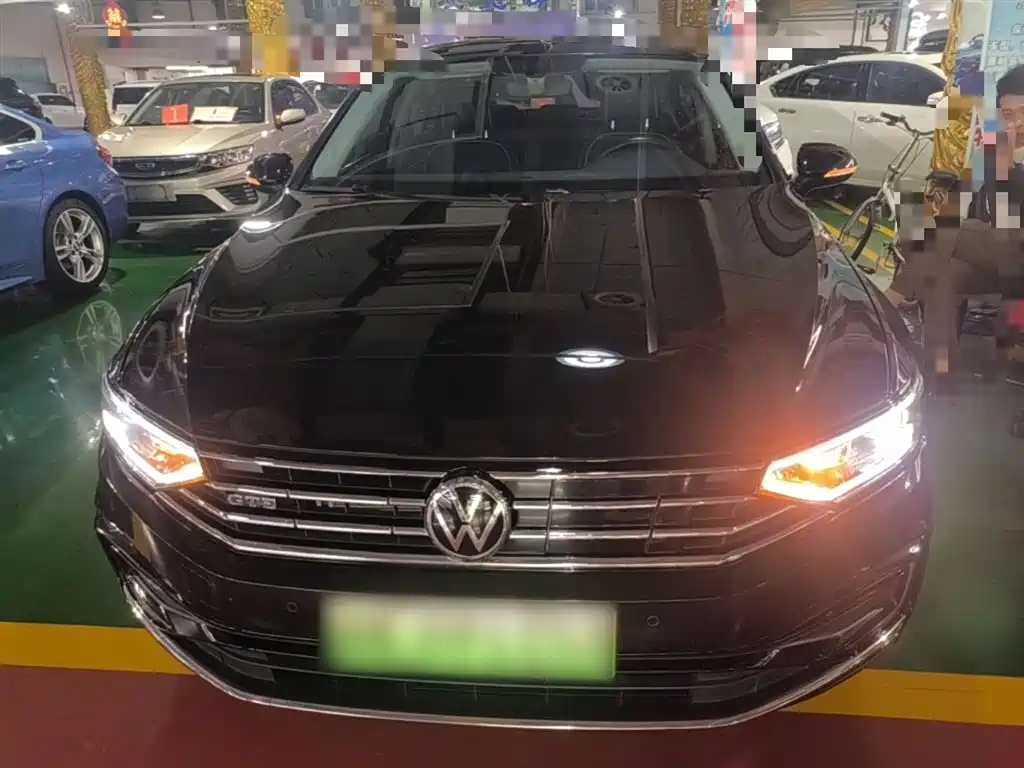 Volkswagen Magotan GTE Plug-in Hybrid 2022 GTE Luxury фото 3