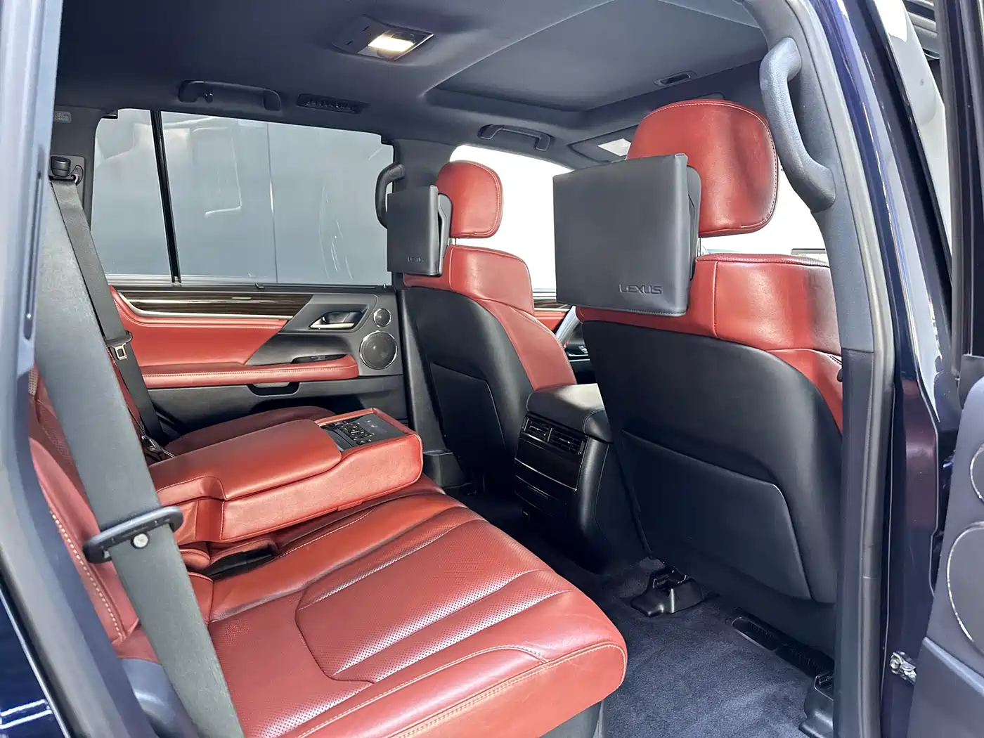 Lexus LX 2017 570 Dynamic Luxury фото 14
