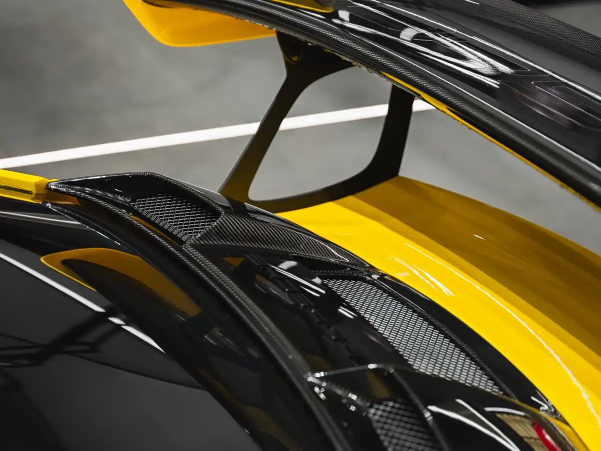 Porsche 911 2018 GT2 RS 3.8T фото 15