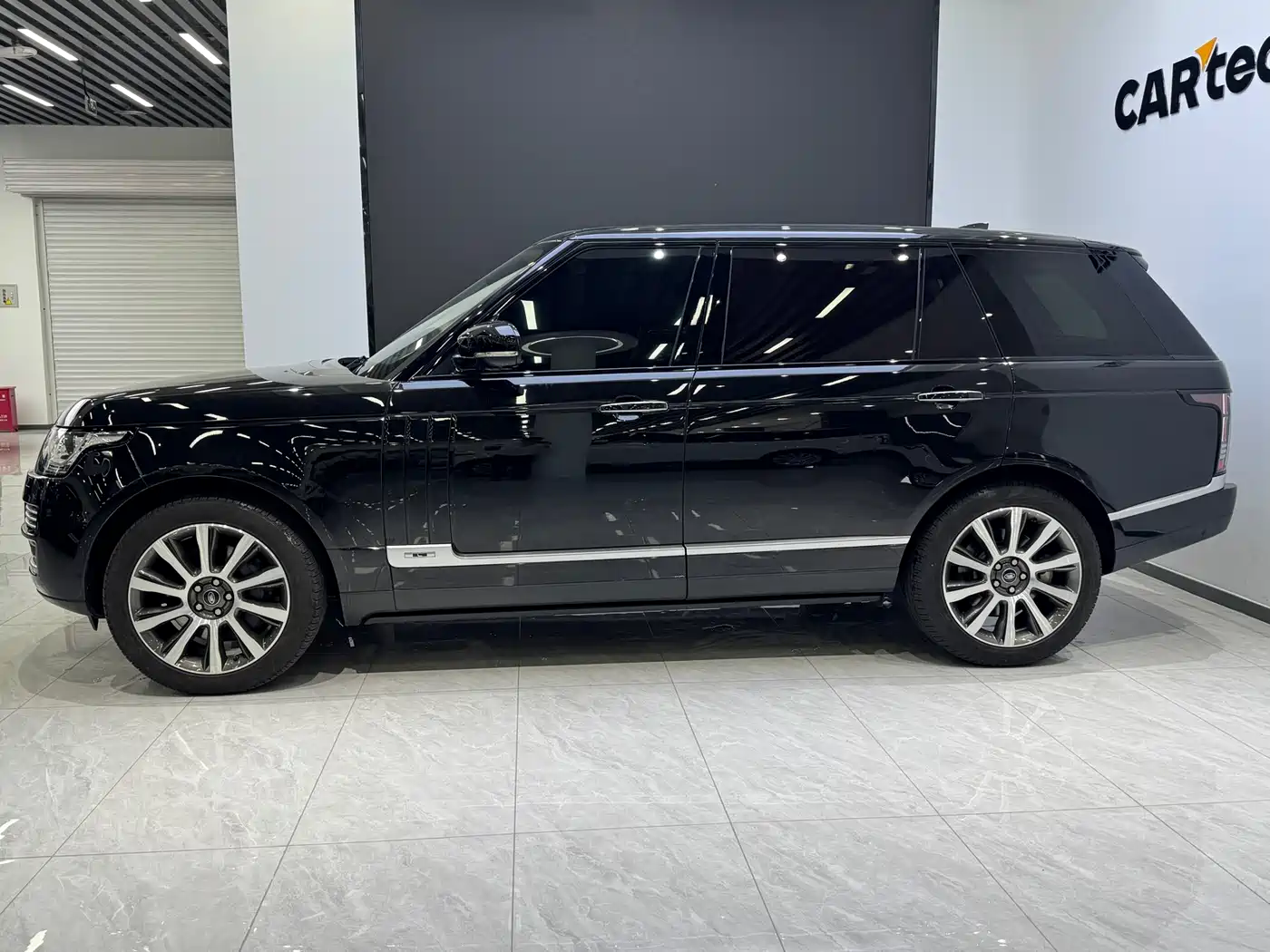 Land Rover Range Rover 2017 5.0 SC V8 AB Ultimate Autobiography LWB фото 7