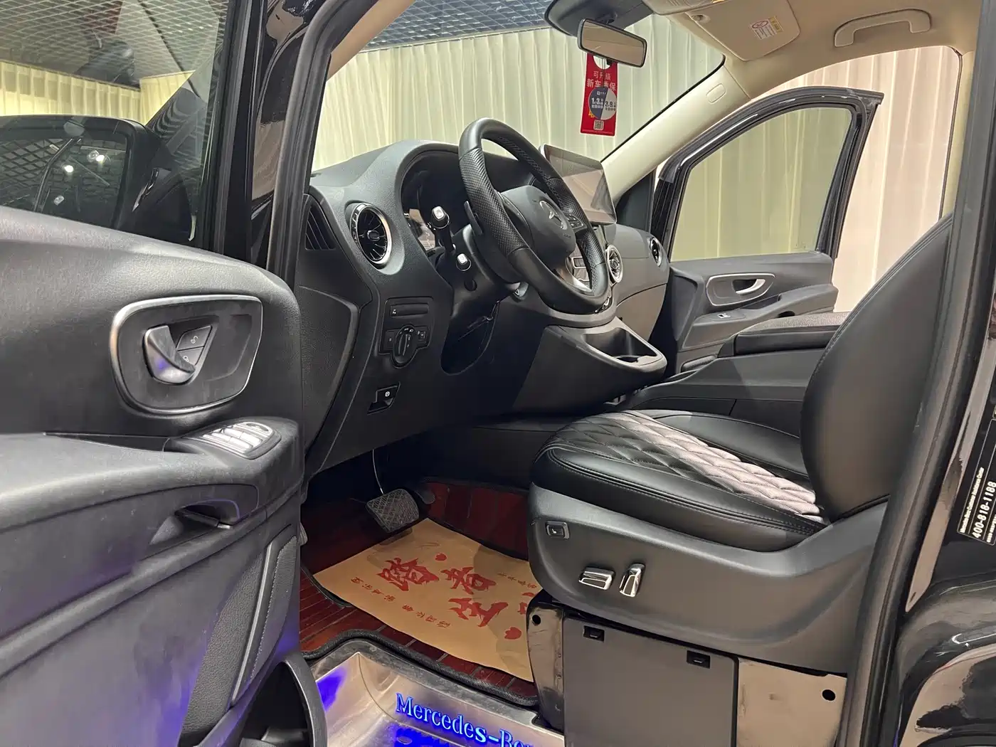 Mercedes-Benz Vito 2021 2.0T Elite 7-Seater фото 12
