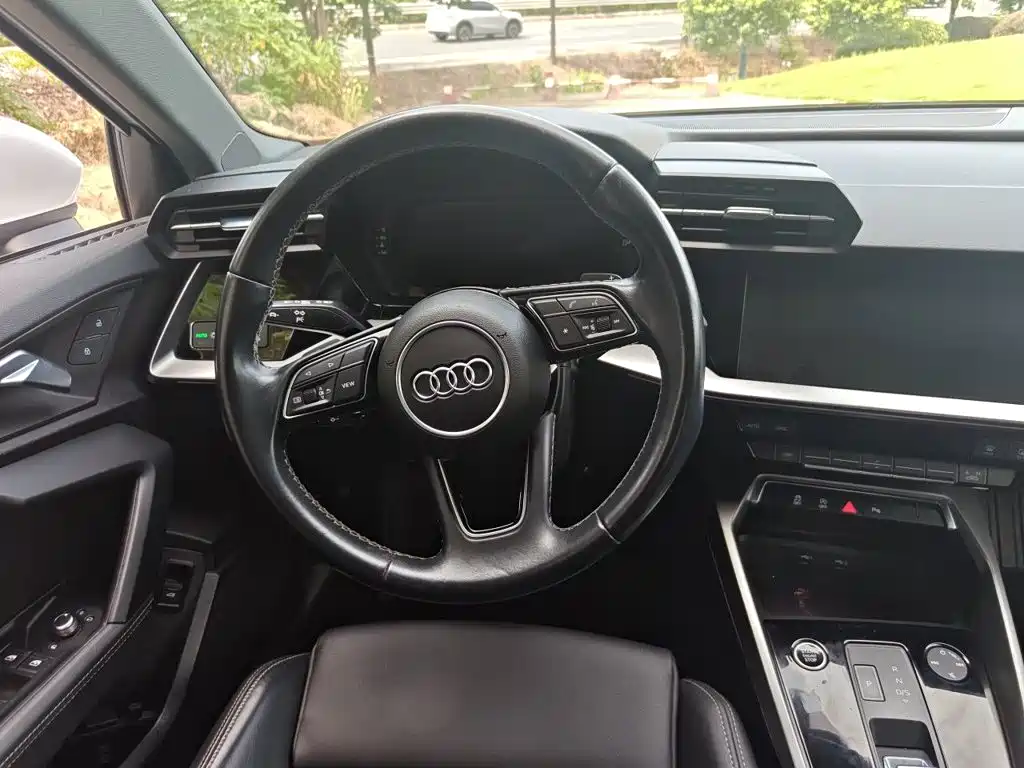 Photo 11 - Audi A3