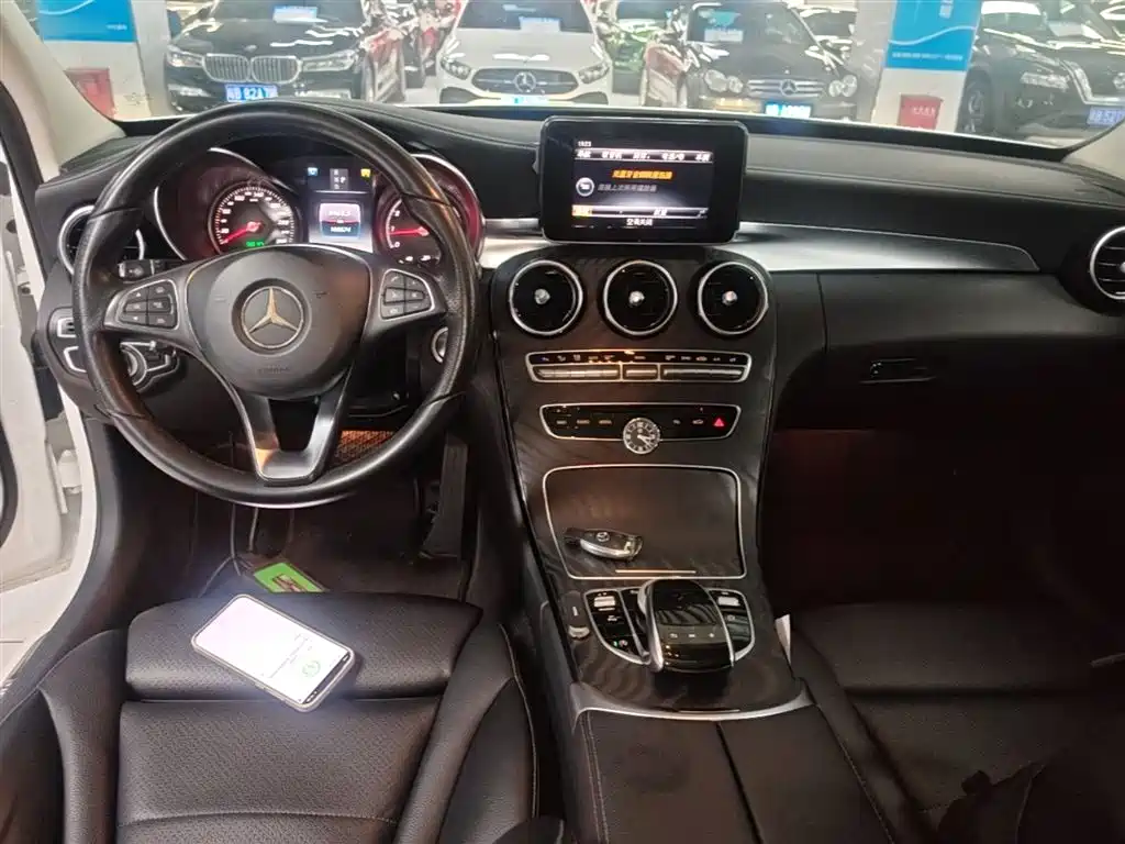 Mercedes-Benz C-Class 2017 Facelift C 200 L Sport Edition фото 10