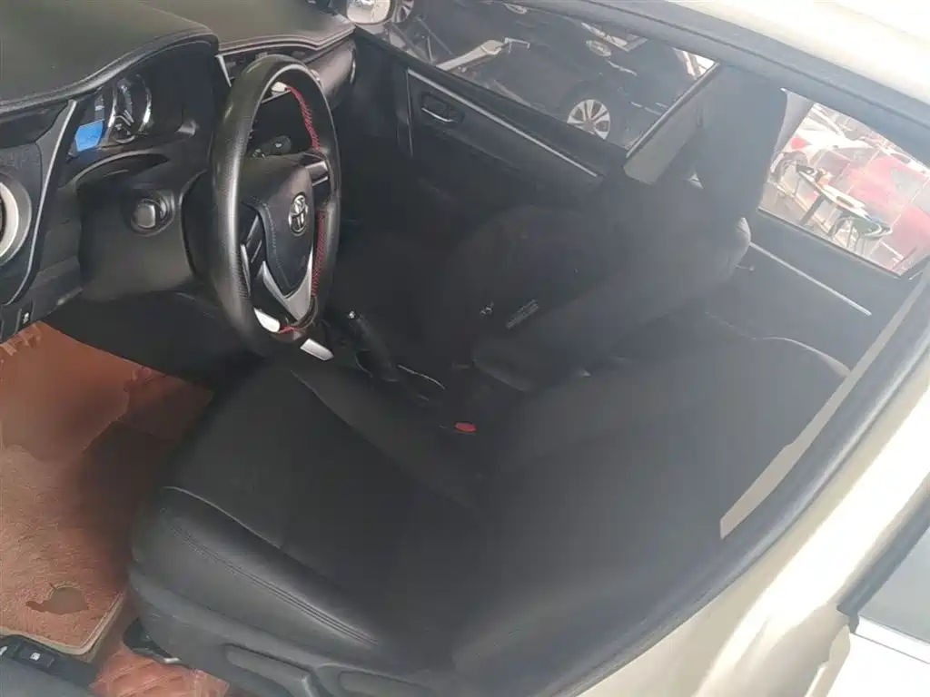 Toyota Corolla 2017 Facelift 1.2T S-CVT GL фото 15