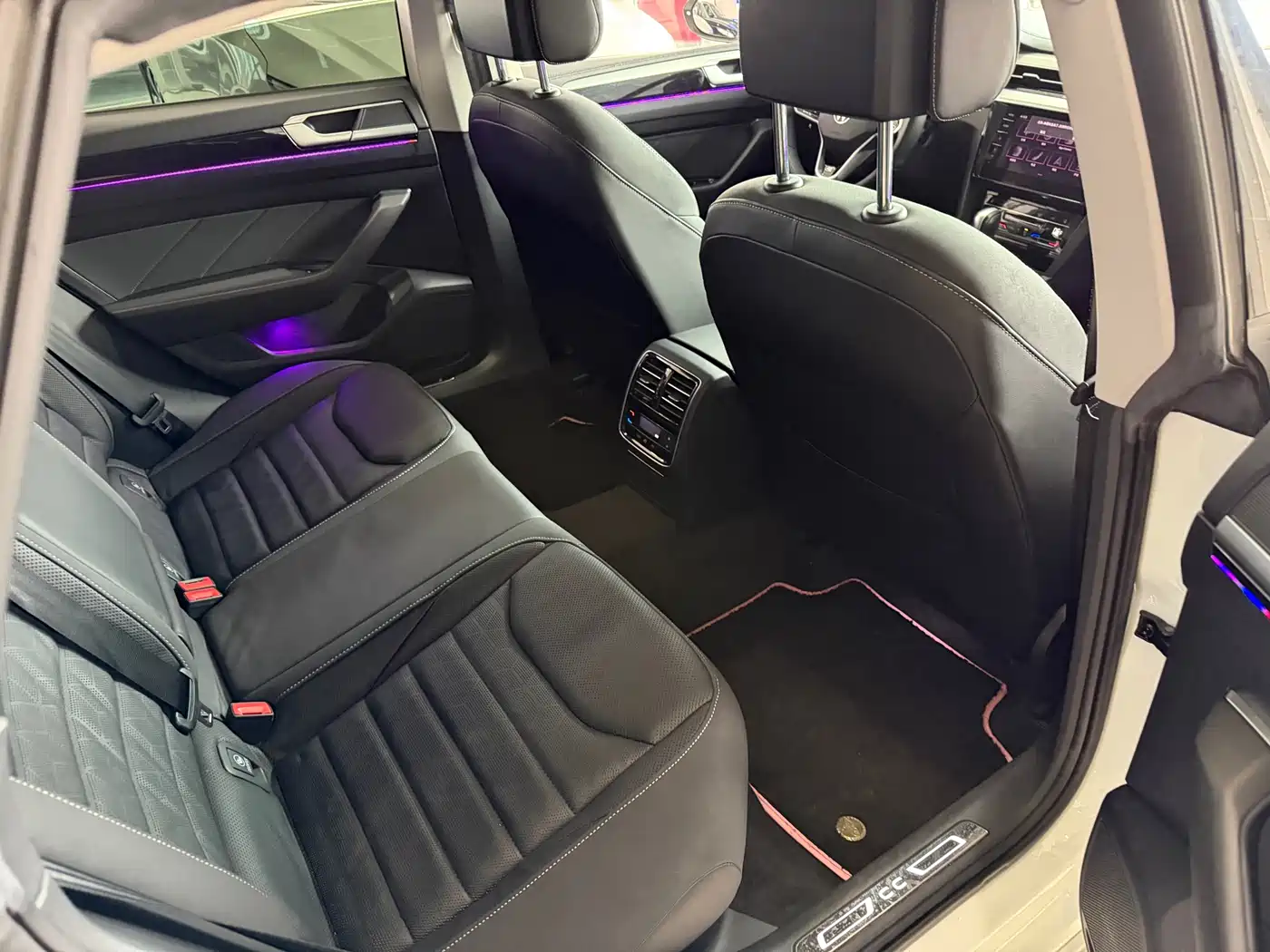 Volkswagen FAW-Volkswagen CC 2021 380TSI Eye-catching Edition фото 10