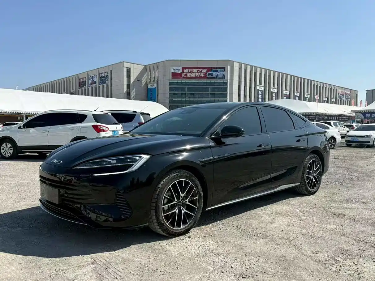 BYD Seal 2023 DM-i 1.5T 121km Premium фото 2
