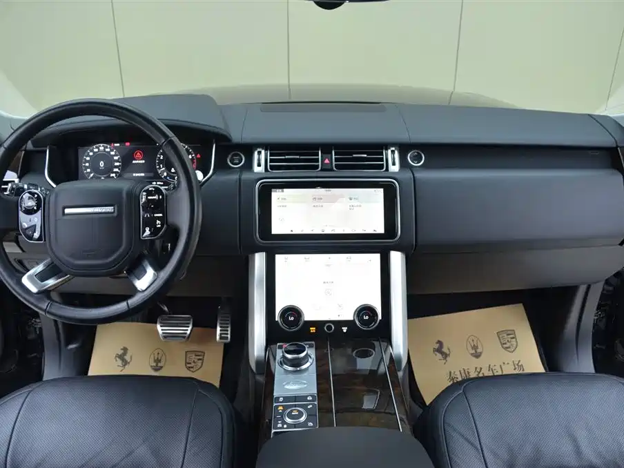 Land Rover Range Rover 2022 3.0 L6 400PS Heritage Extended Classic Edition фото 6