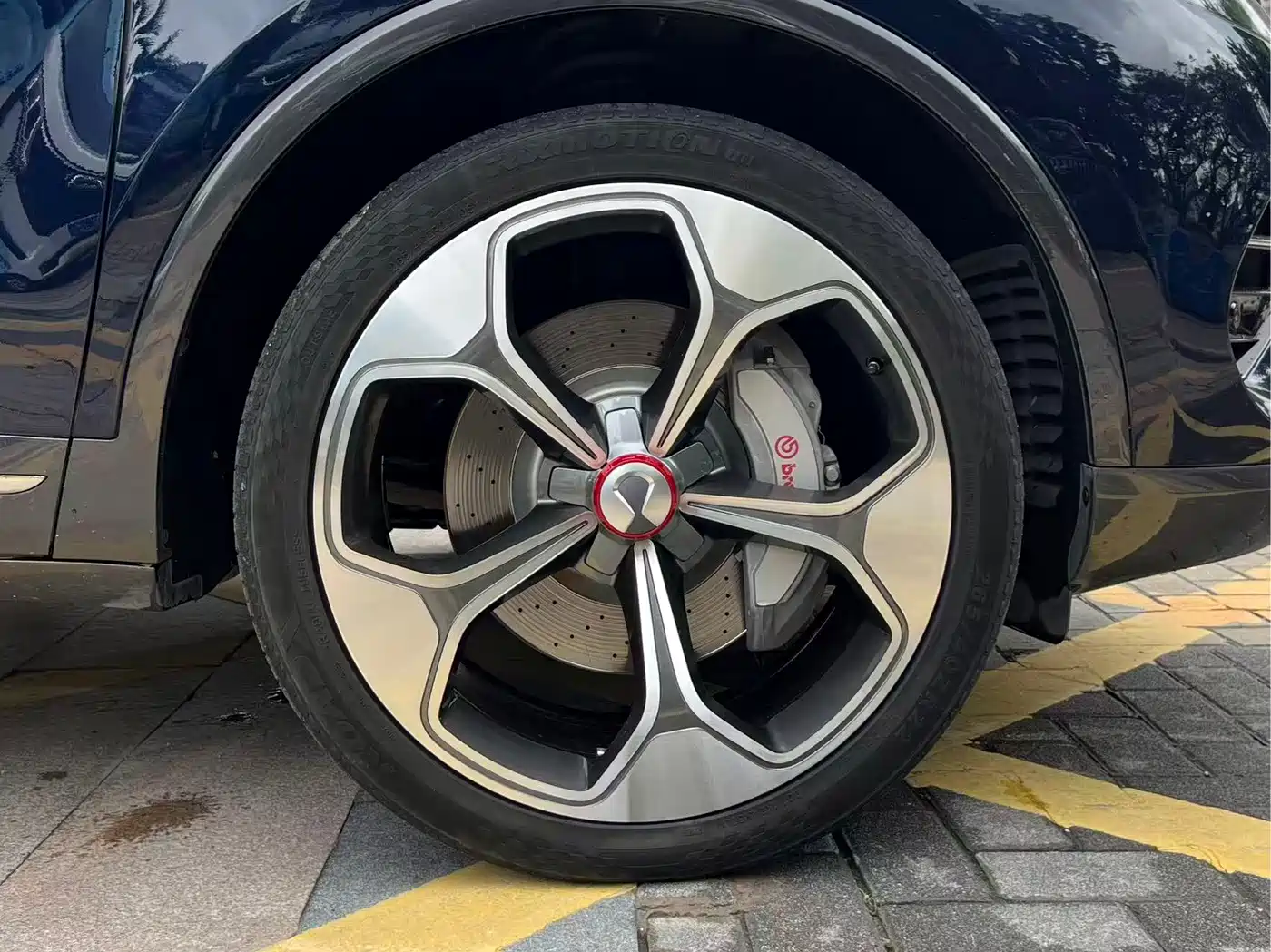Denza X 2020 Model PHEV Flagship Edition фото 20