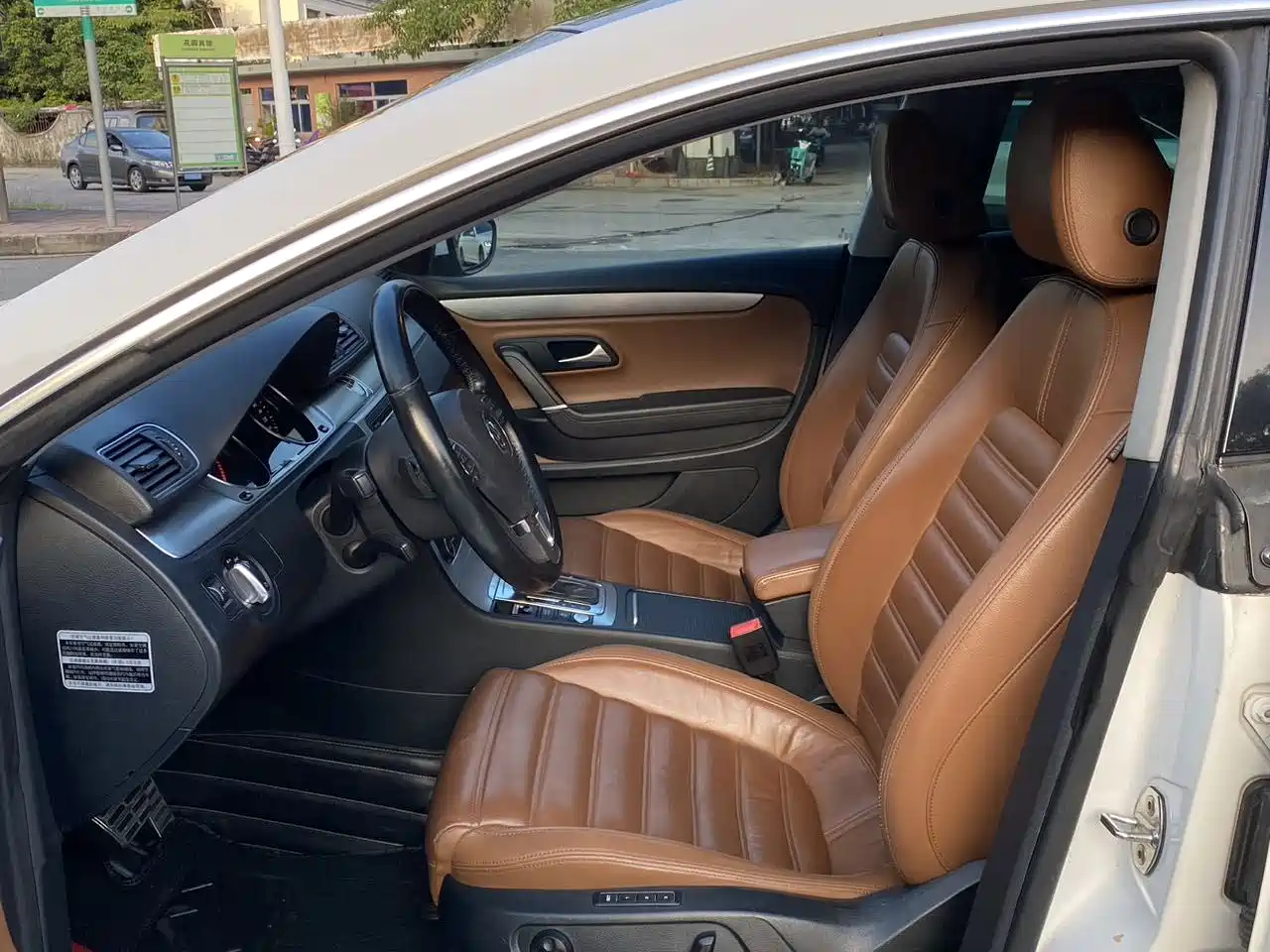 Photo 4 - Volkswagen CC