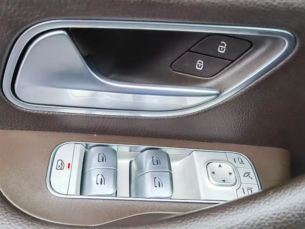 Mercedes-Benz GLE New Energy 2021 GLE 350 e 4MATIC фото 38