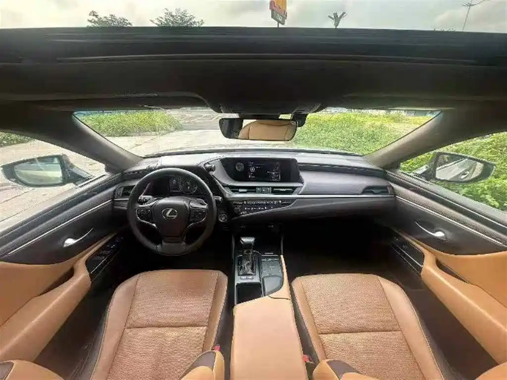 Lexus ES 2018 200 Excellence Edition China V фото 5