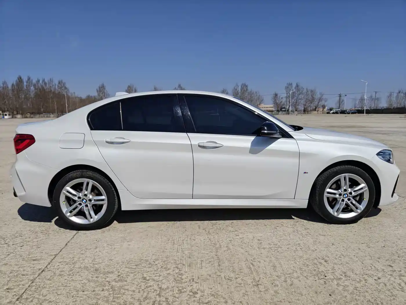 BMW 1 Series 2021 Facelift 120i M Sport Shadow Edition фото 9