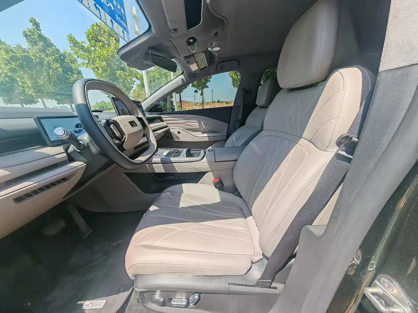 Geely Galaxy Galaxy Xingyao 8 2025 130km EM-P Starship Edition фото 4