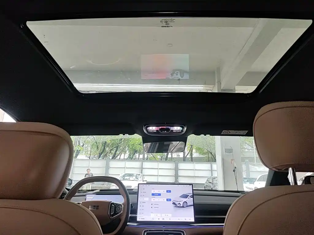 Geely Galaxy Galaxy A7 2025 EM-i фото 18