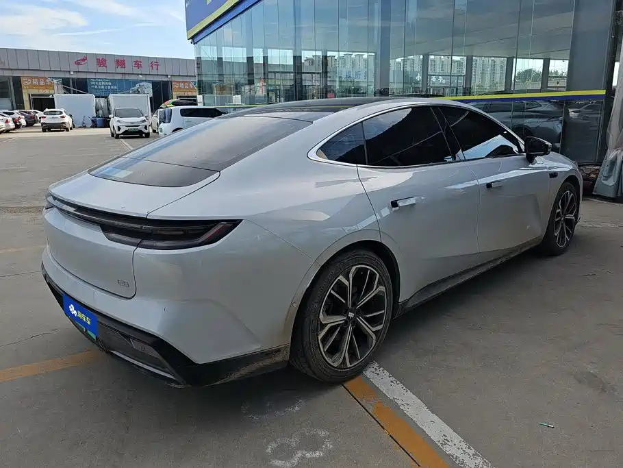 Geely Galaxy Galaxy E8 2025 2025 Model 610km Explorer+ Edition