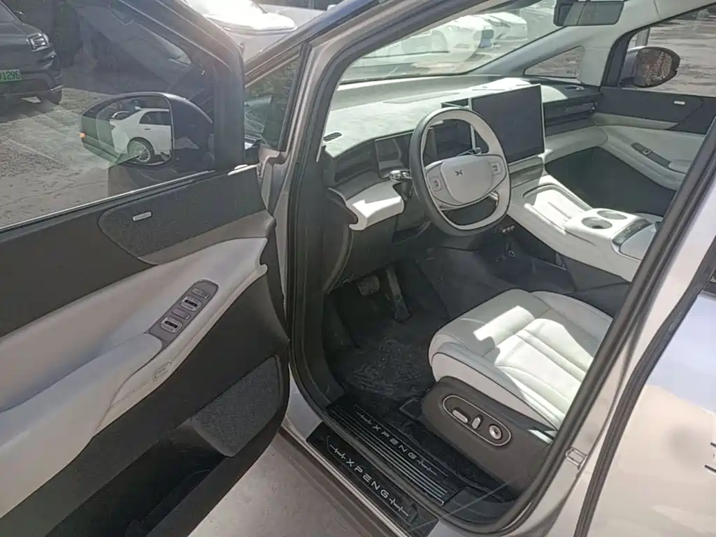 XPeng X9 2024 2024 640 AWD High Performance Max
