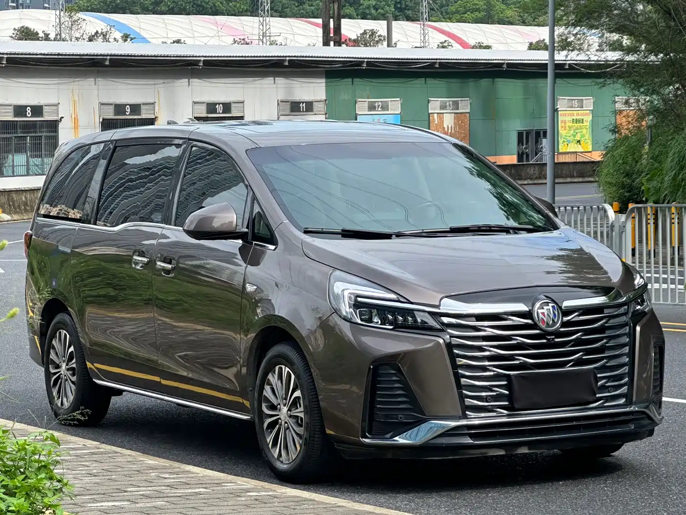 BUICK GL8