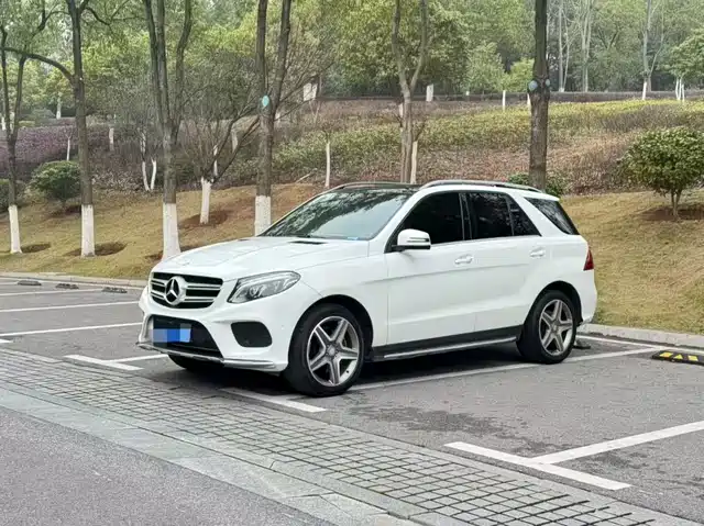 MERCEDES-BENZ GLE