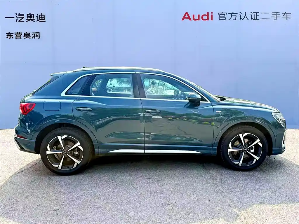 Audi Q3 2024 35 TFSI Fashion Sport фото 7