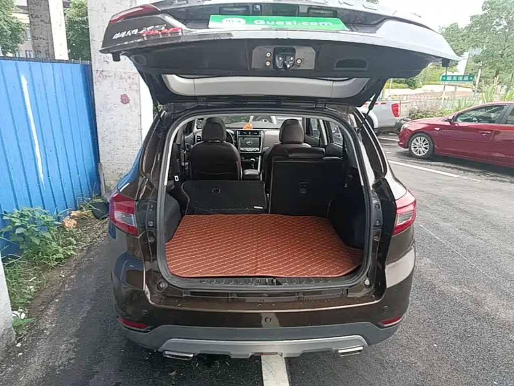 Landwind X5 2016 2016 Plus 1.5T Manual Pioneer Edition