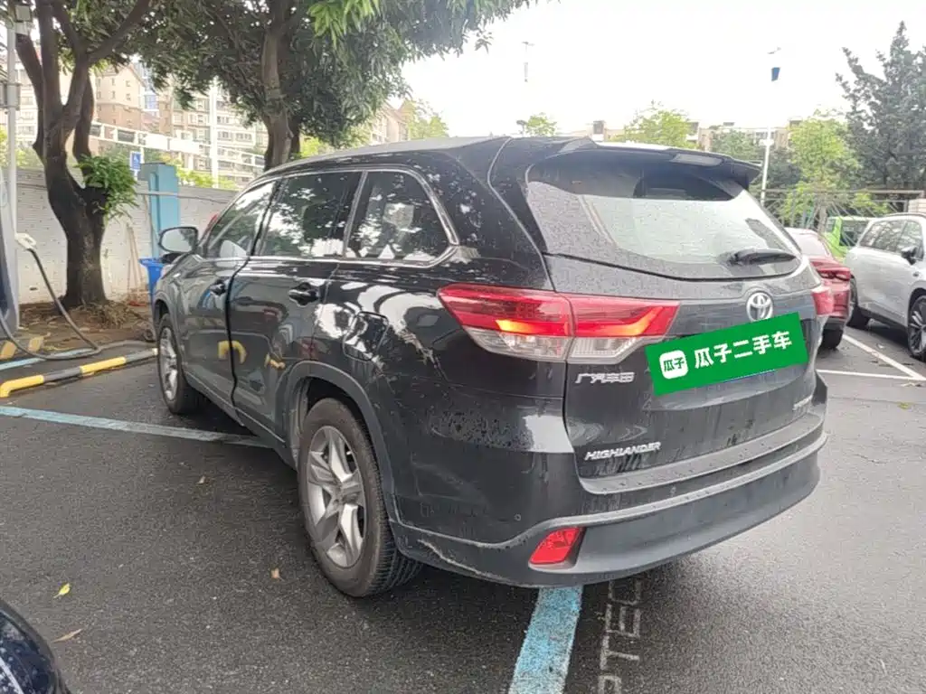 Toyota Highlander 2021 2.0T AWD Knight 7-Seater фото 9