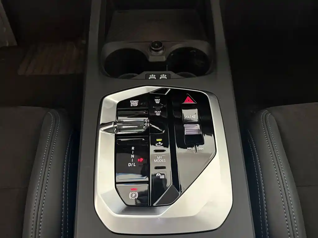BMW 2 Series 2025 225L M Sport Moonlight Package фото 21
