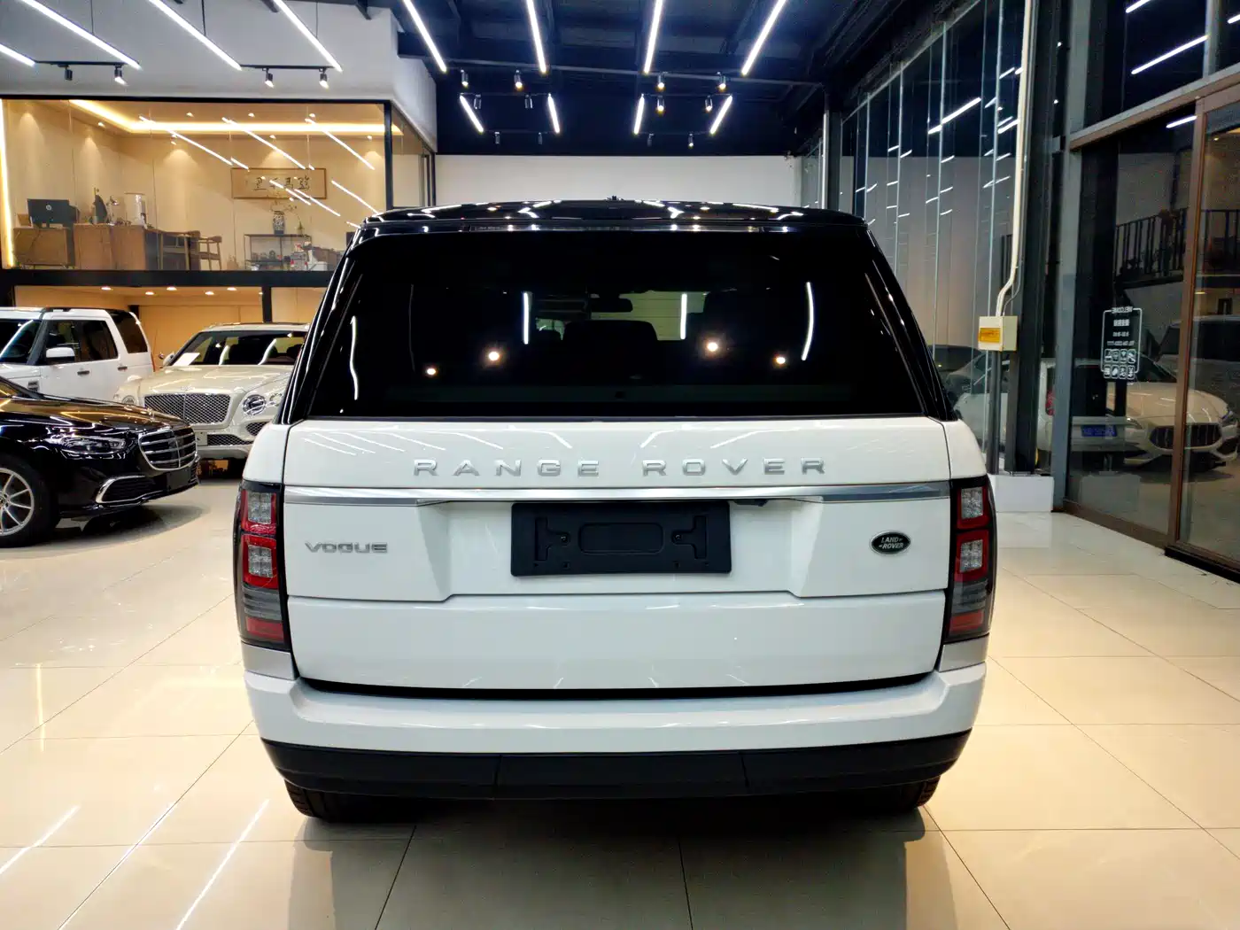 Land Rover Range Rover 2016 3.0 SC V6 Vogue фото 5