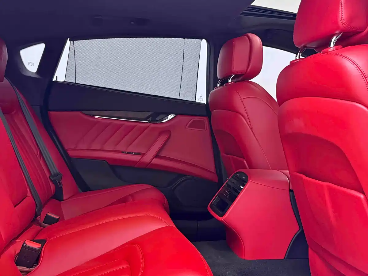 Maserati Quattroporte 2018 3.0T S Q4 Sport Edition фото 17