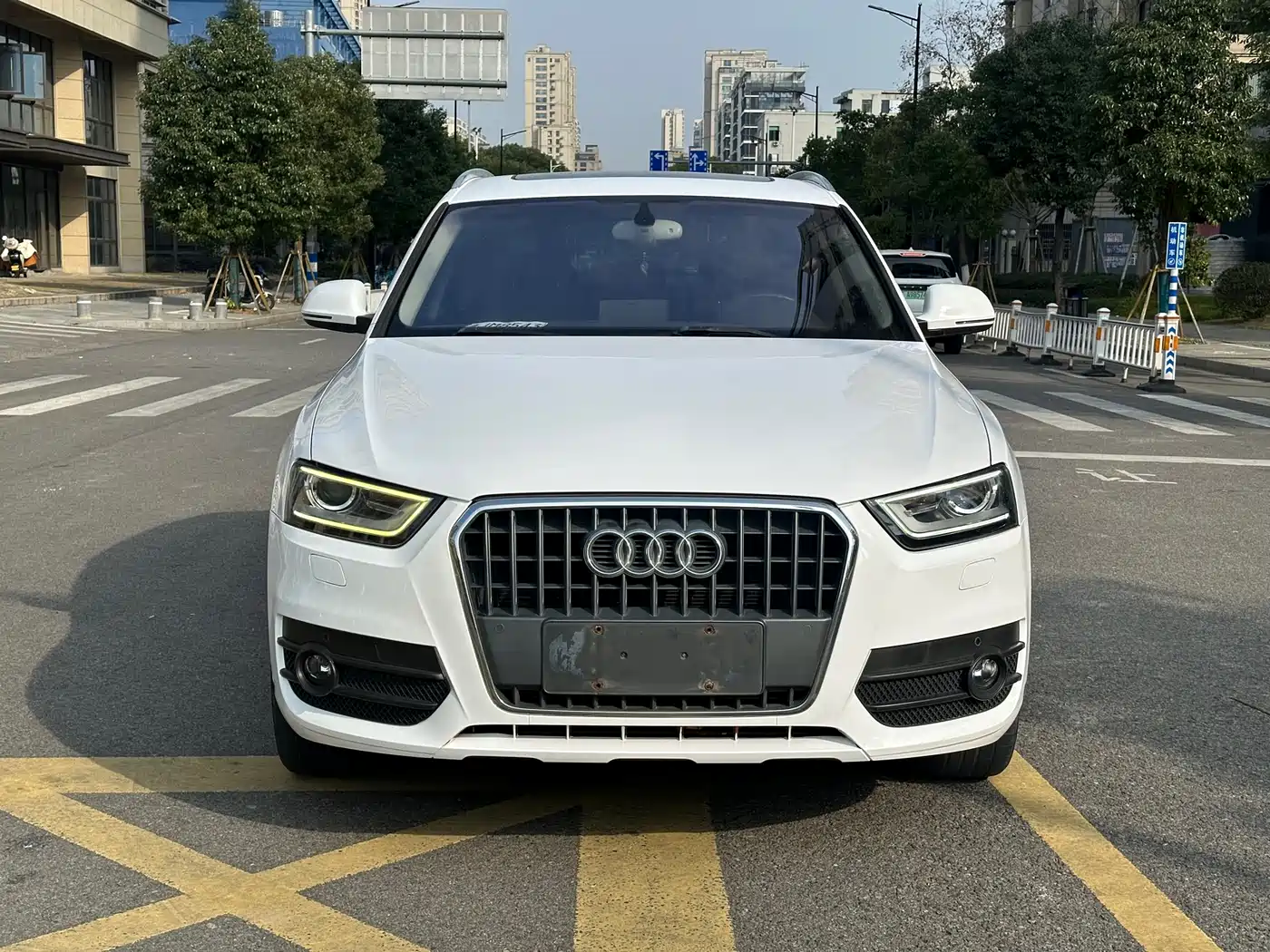 Audi Q3 2015 35 TFSI Comfort фото 2