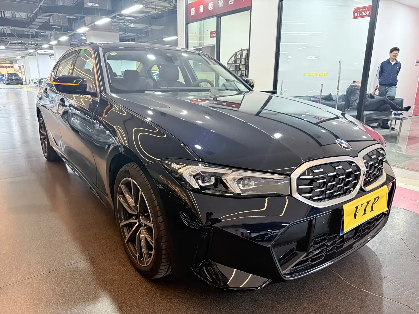 BMW 3 Series 2025 325i M Sport Package фото 3