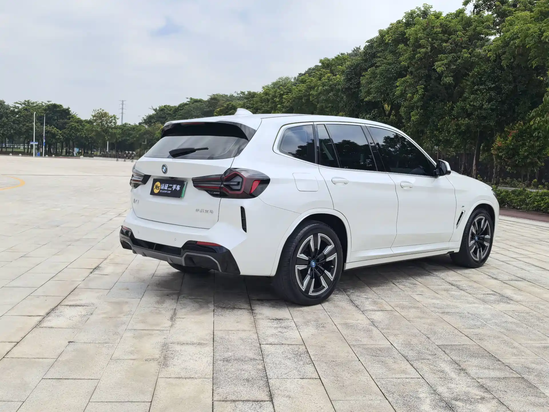 Фото 5 - BMW iX3