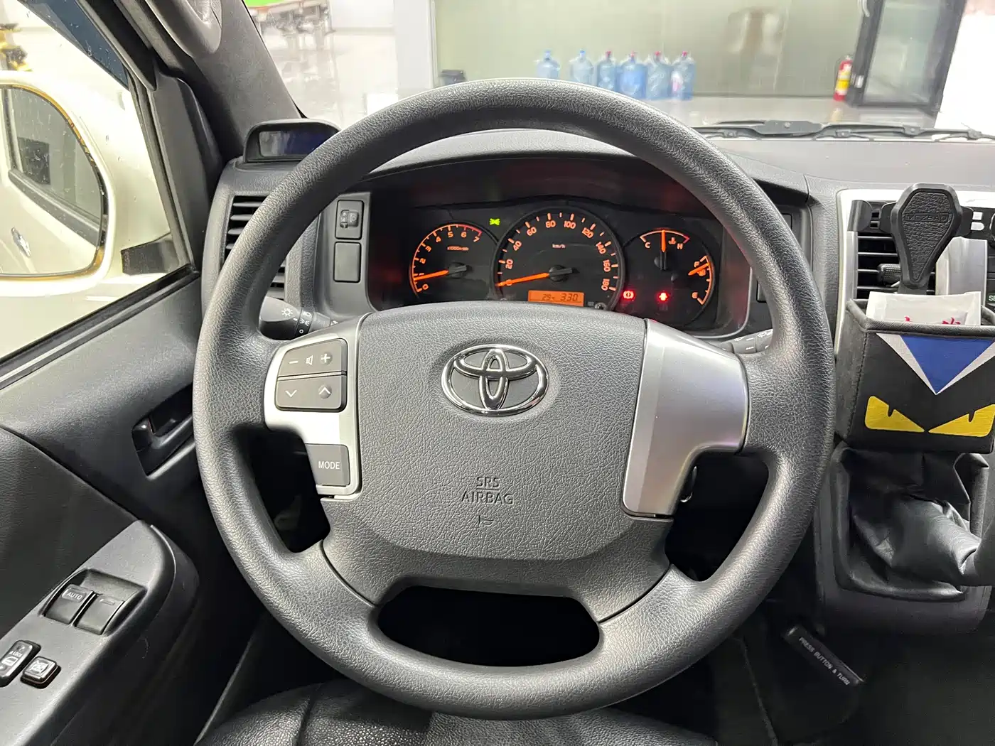 Toyota HIACE 2011 2.7L Manual Standard 10-seater фото 13