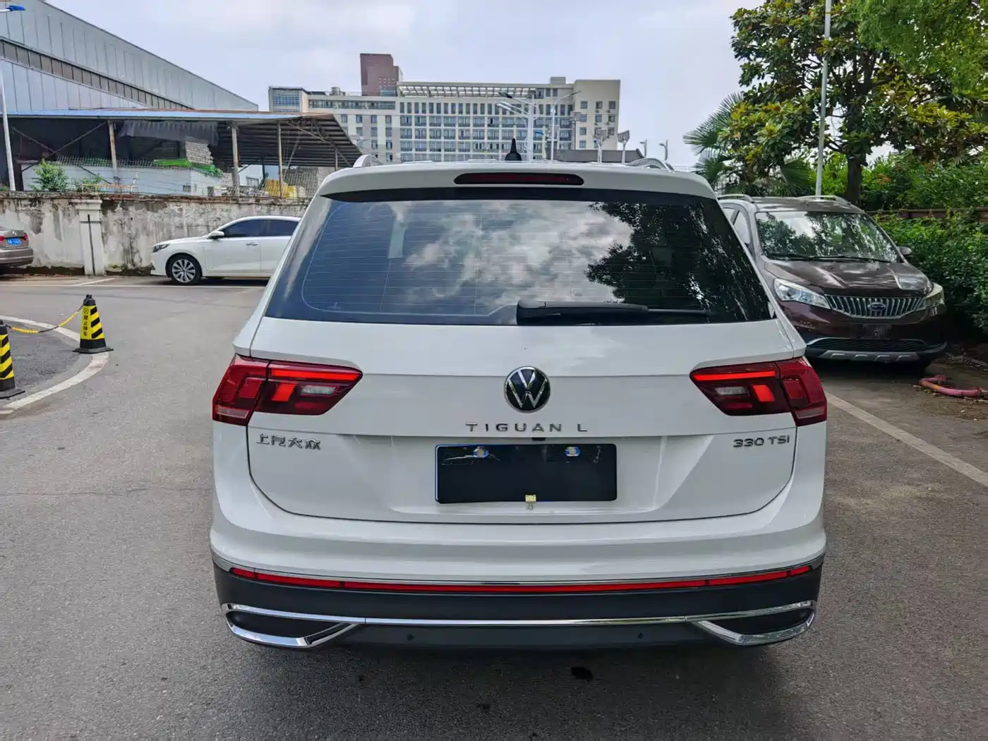 Volkswagen Tiguan L 2022 330TSI Automatic 2WD Smart Edition фото 6