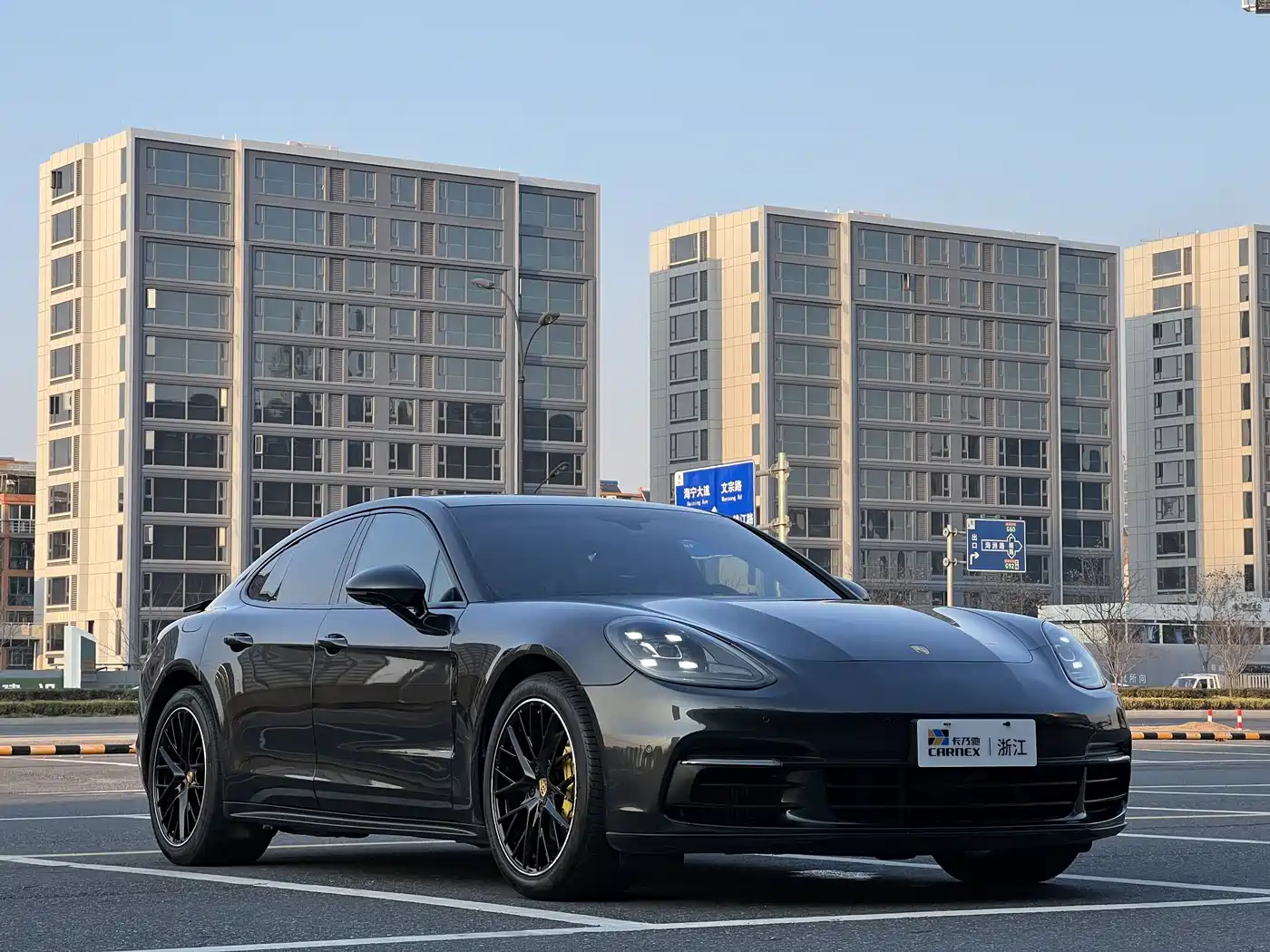 Porsche Panamera 2019 Panamera 2.9T фото 3
