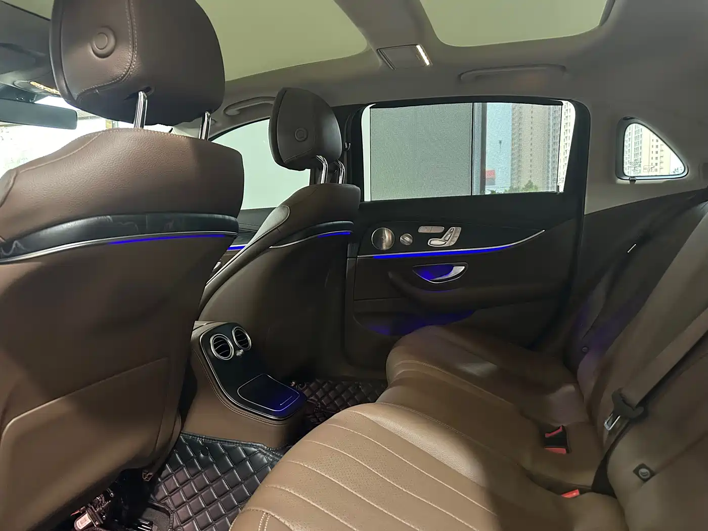 Mercedes-Benz E-Class 2023 E 300 L Luxury фото 8