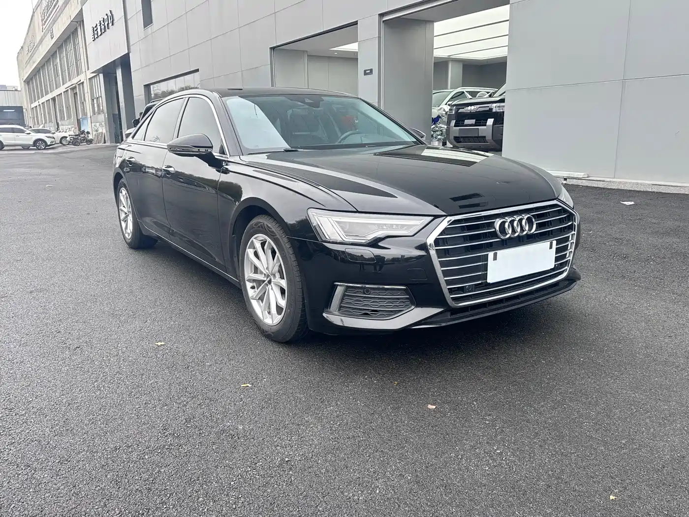 Audi A6L 2019 40 TFSI Luxury Dynamic фото 3