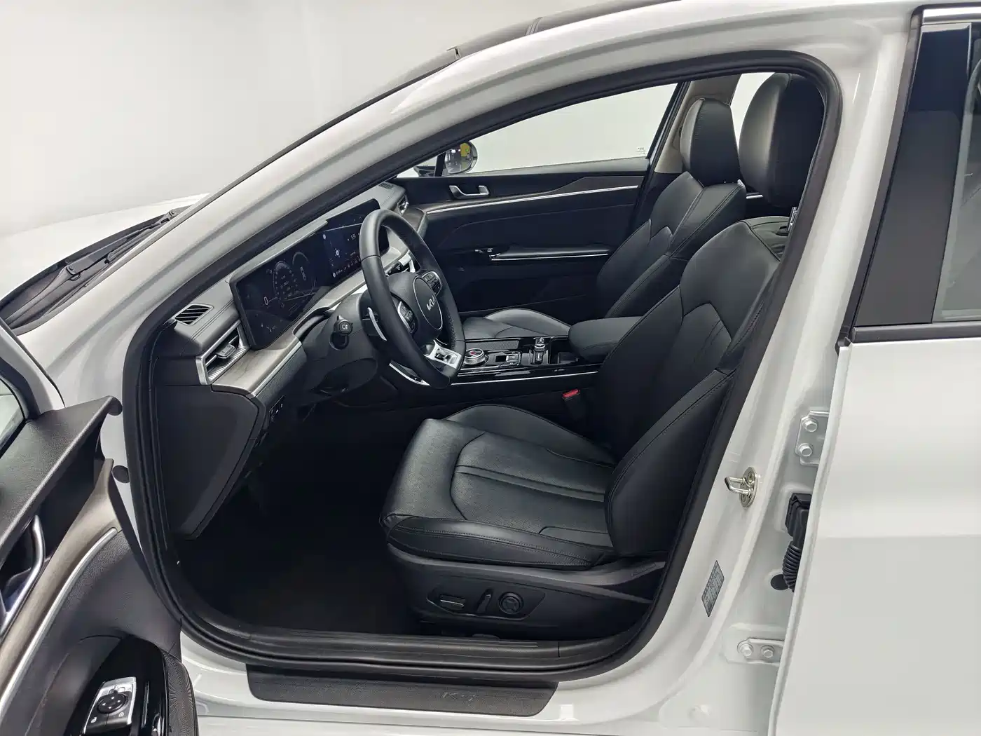Kia K5 2025 2025 1.5T Premium Edition