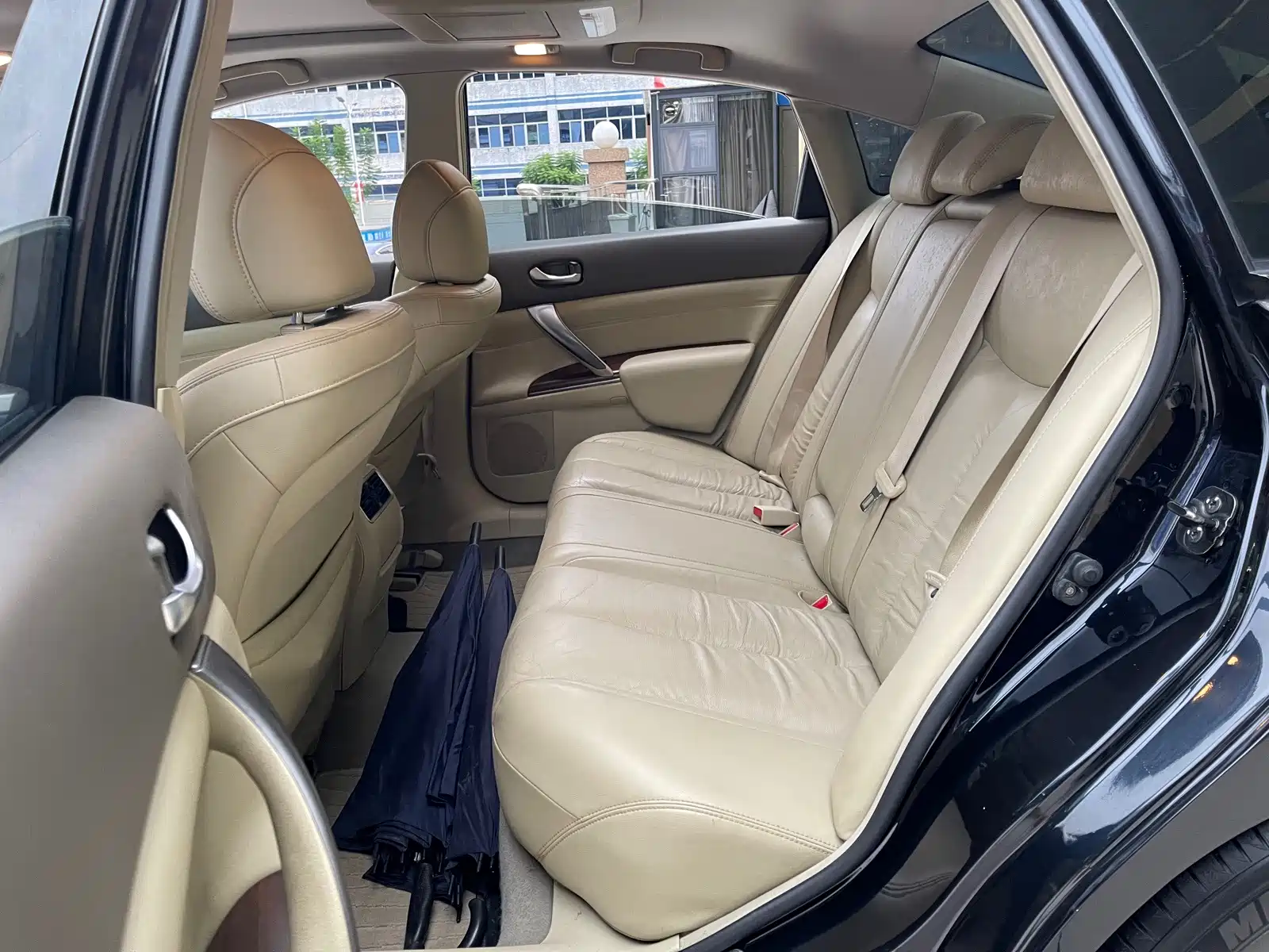 Фото 4 - Nissan Teana