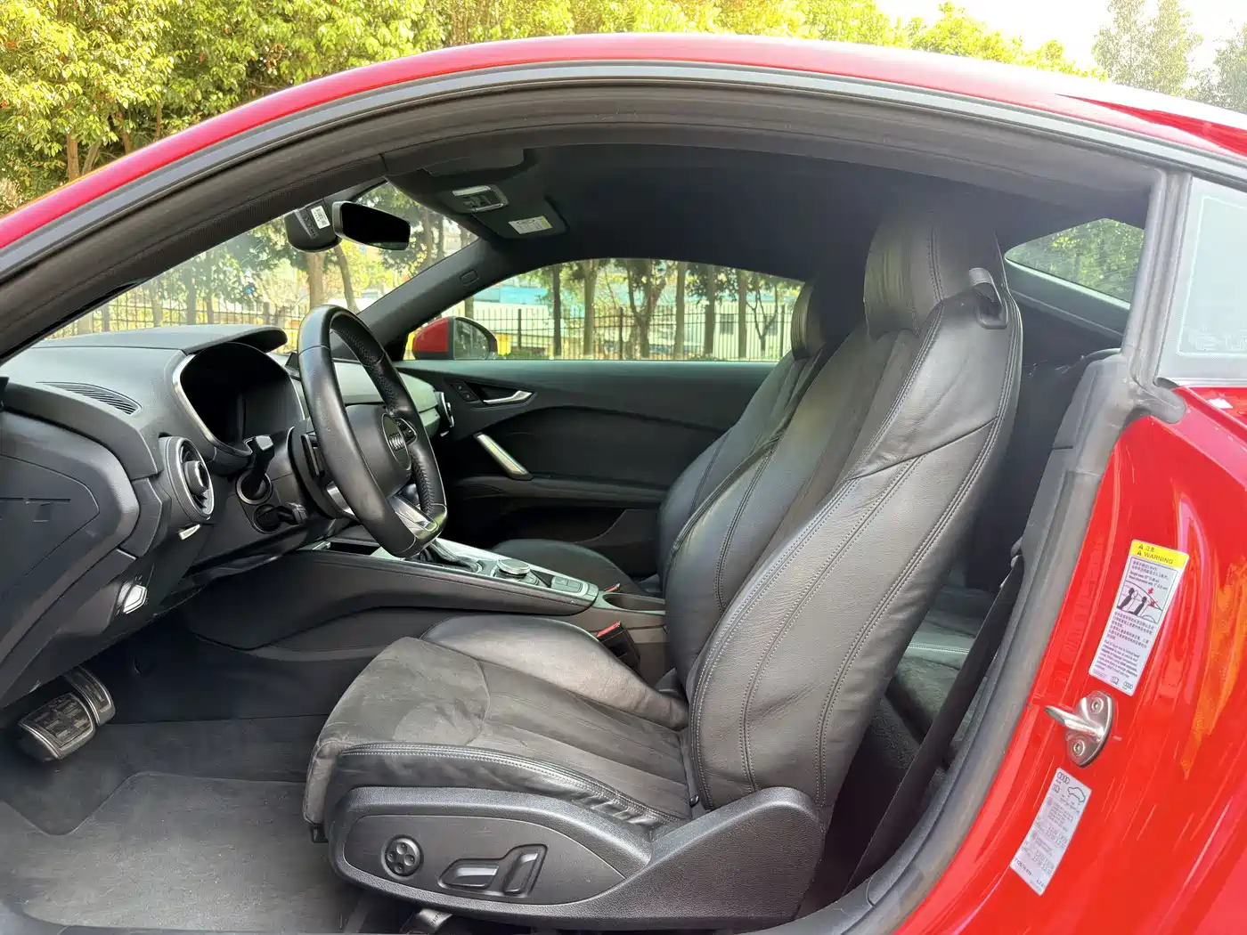 Audi TT 2015 TT Coupe 45 TFSI фото 8