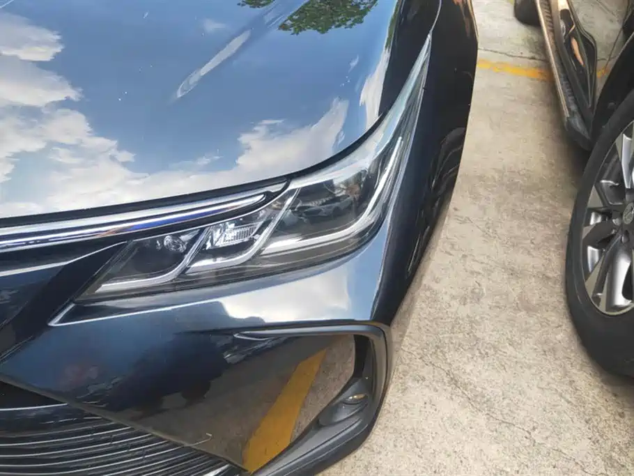 Toyota Corolla 2021 1.2T S-CVT Luxury Edition фото 5