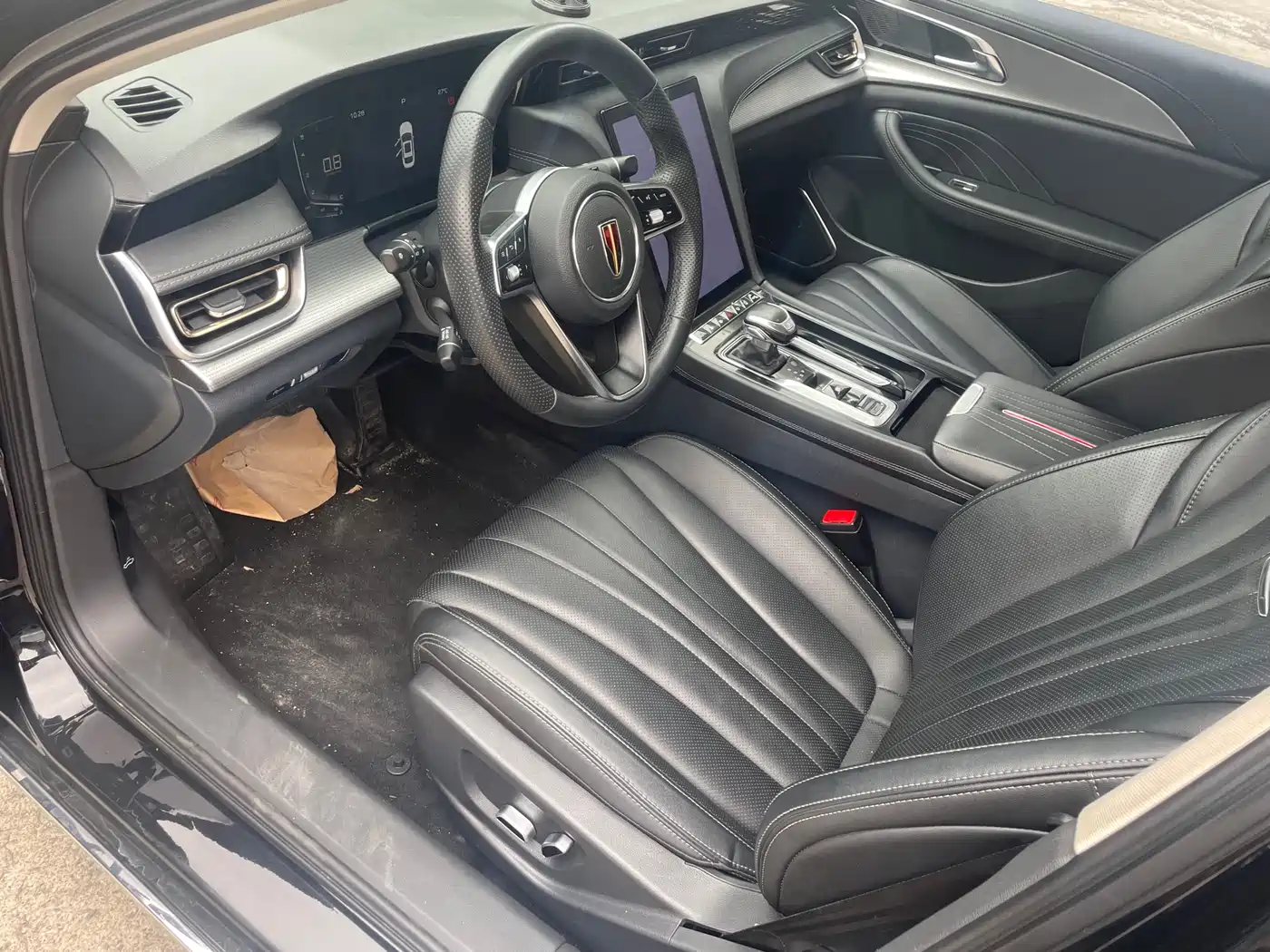 Hongqi H5 2023 1.5T DCT Smart Connect Joy Edition фото 4