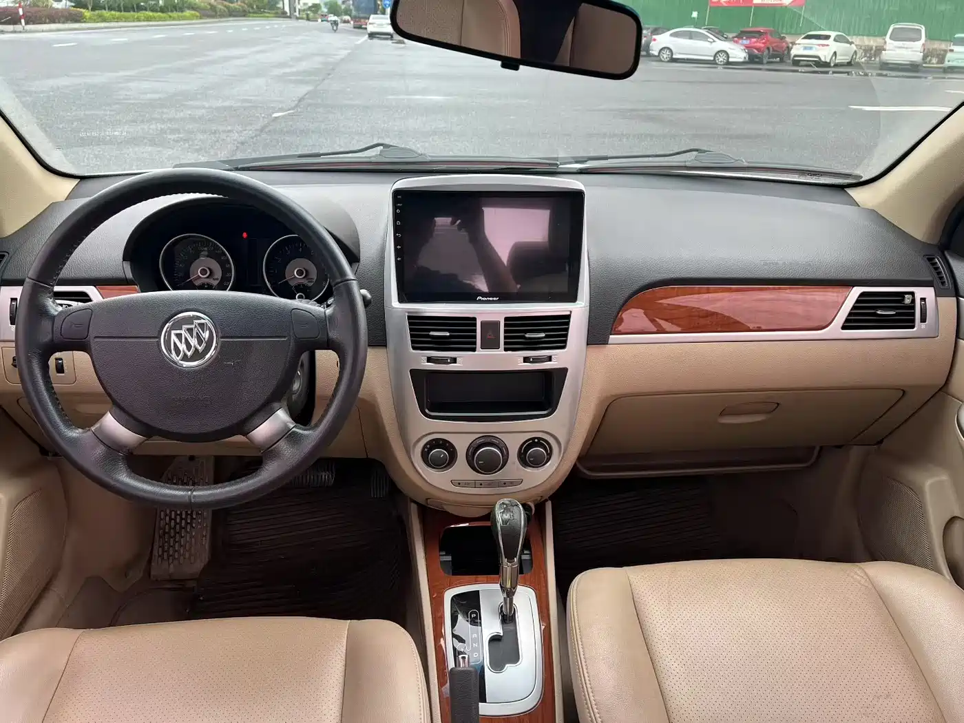 Buick Excelle 2013 1.5L Automatic Exclusive фото 8