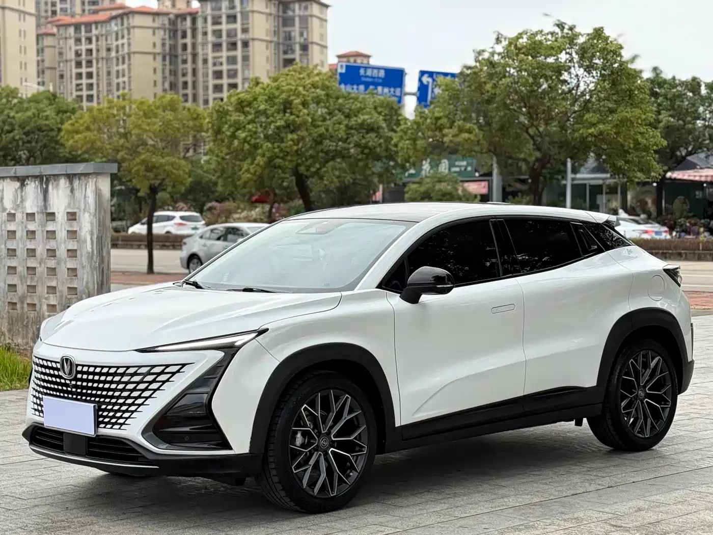 CHANGAN UNI-T