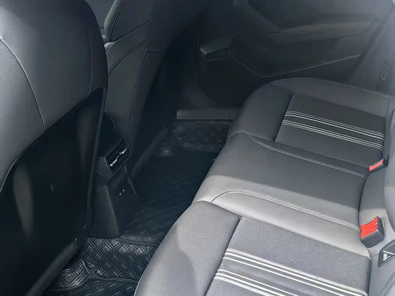 Audi A3 2022 A3L Limousine 35 TFSI Style Sport фото 8