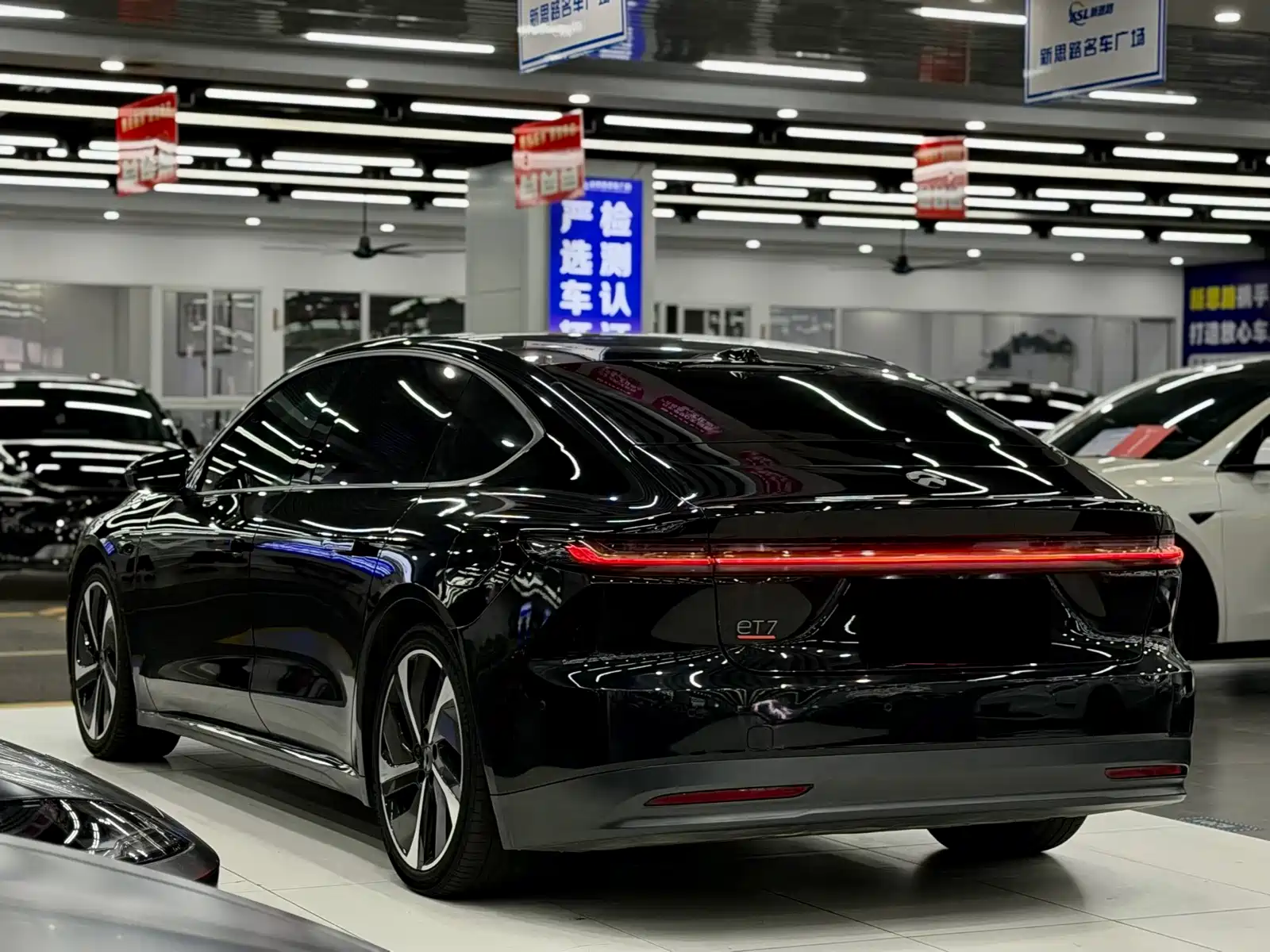 Фото 4 - NIO ET7