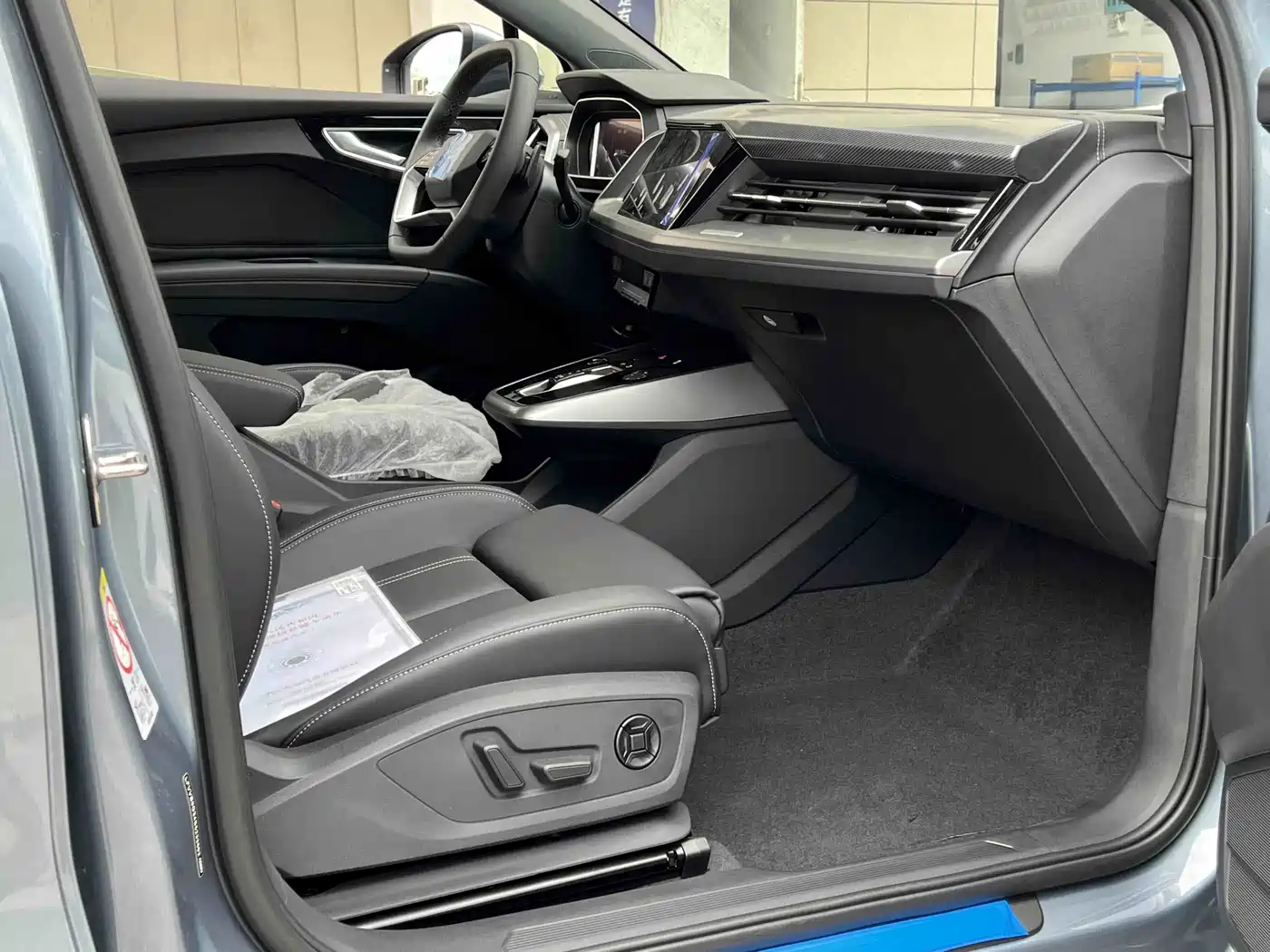 Audi Q4 e-tron 2026 2023 40 e-tron Pioneer Edition