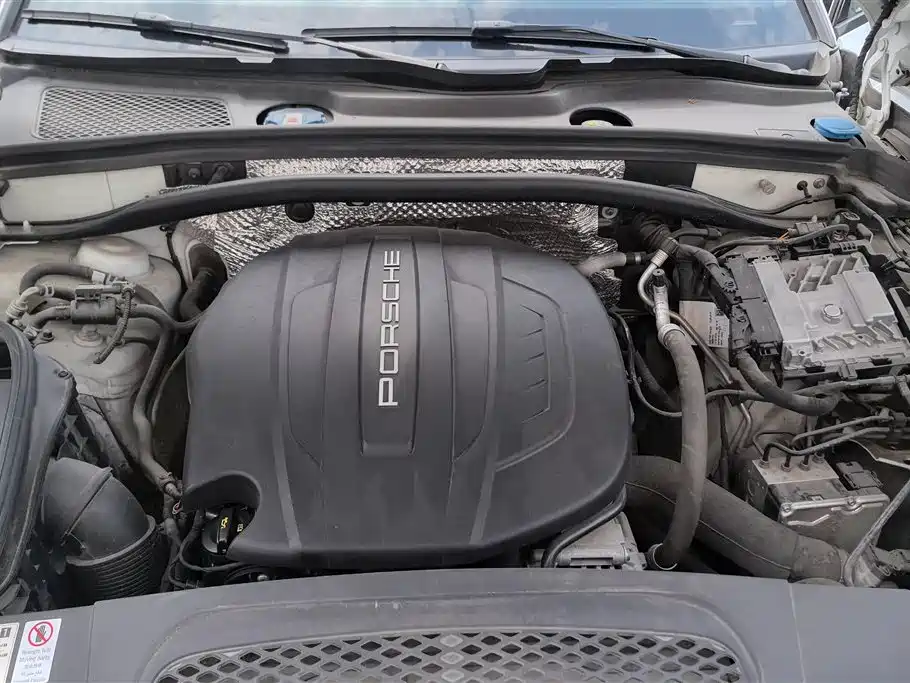 Porsche Macan 2018 Macan 2.0T фото 10